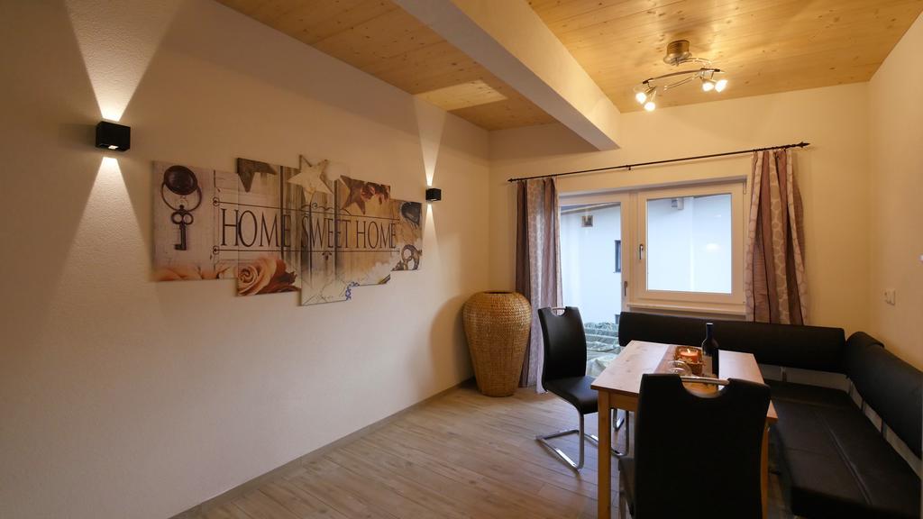Apartment Lanser Fuegen Room photo