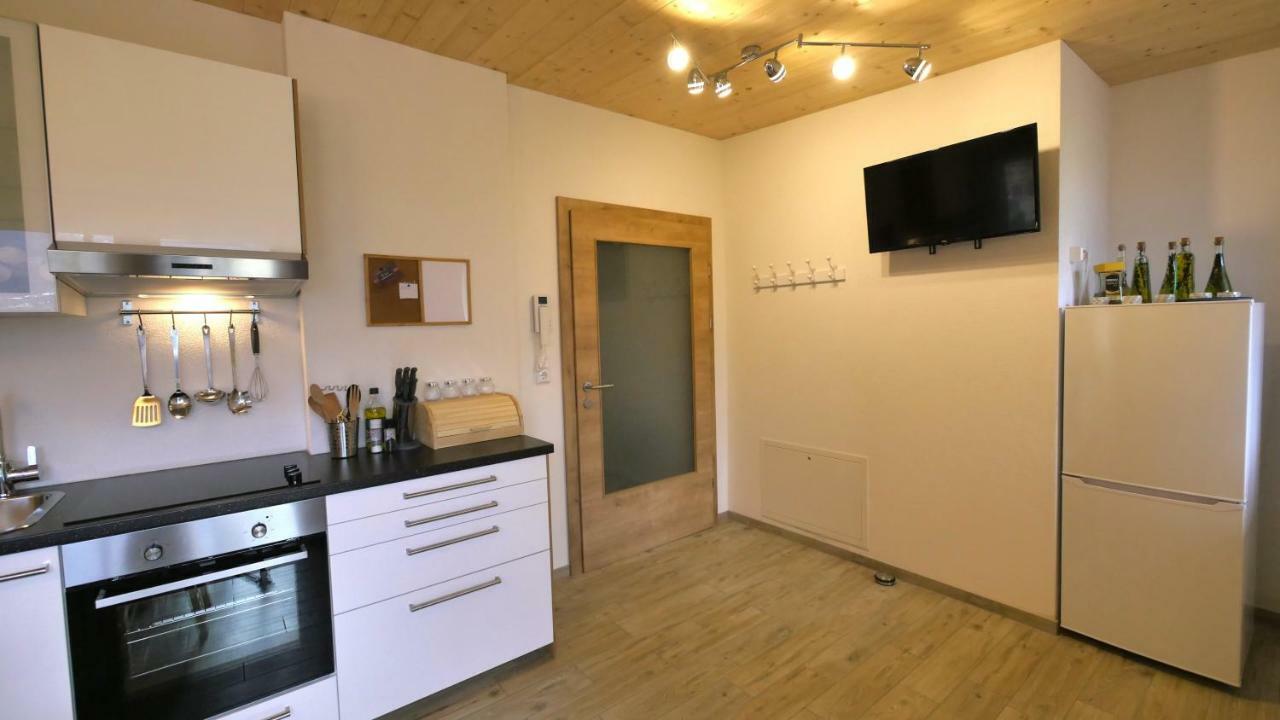 Apartment Lanser Fuegen Exterior photo